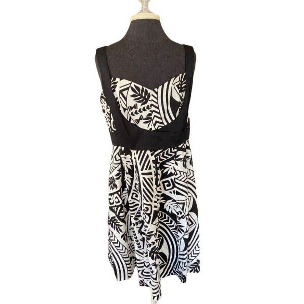 NWT Dressbarn Black and White Dress (Size 12)